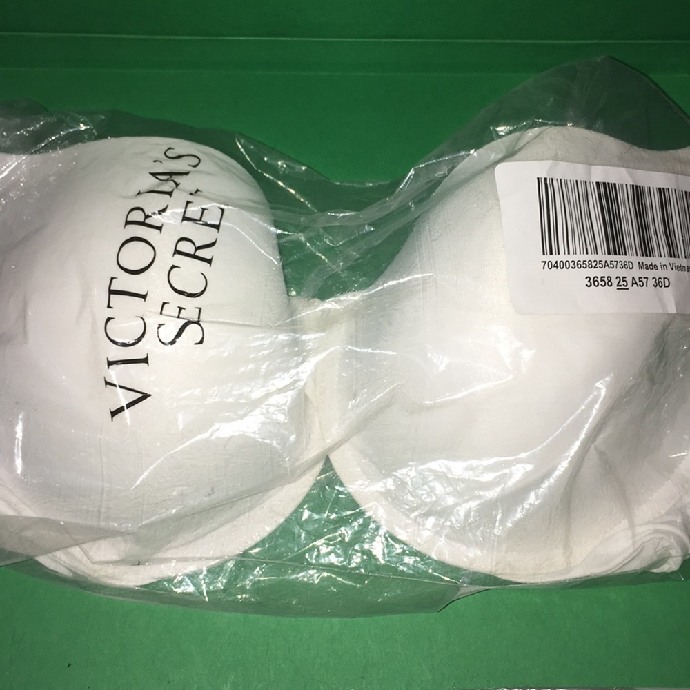 Victoria Secret Bra 36D